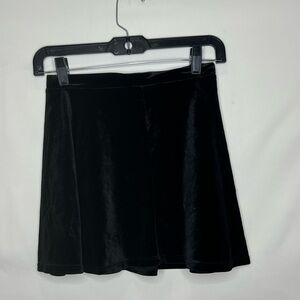 VELVET BLACK SKIRT MINI